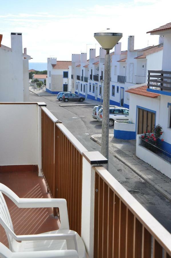 Apartamentos Campos 1 Porto Covo Exteriör bild