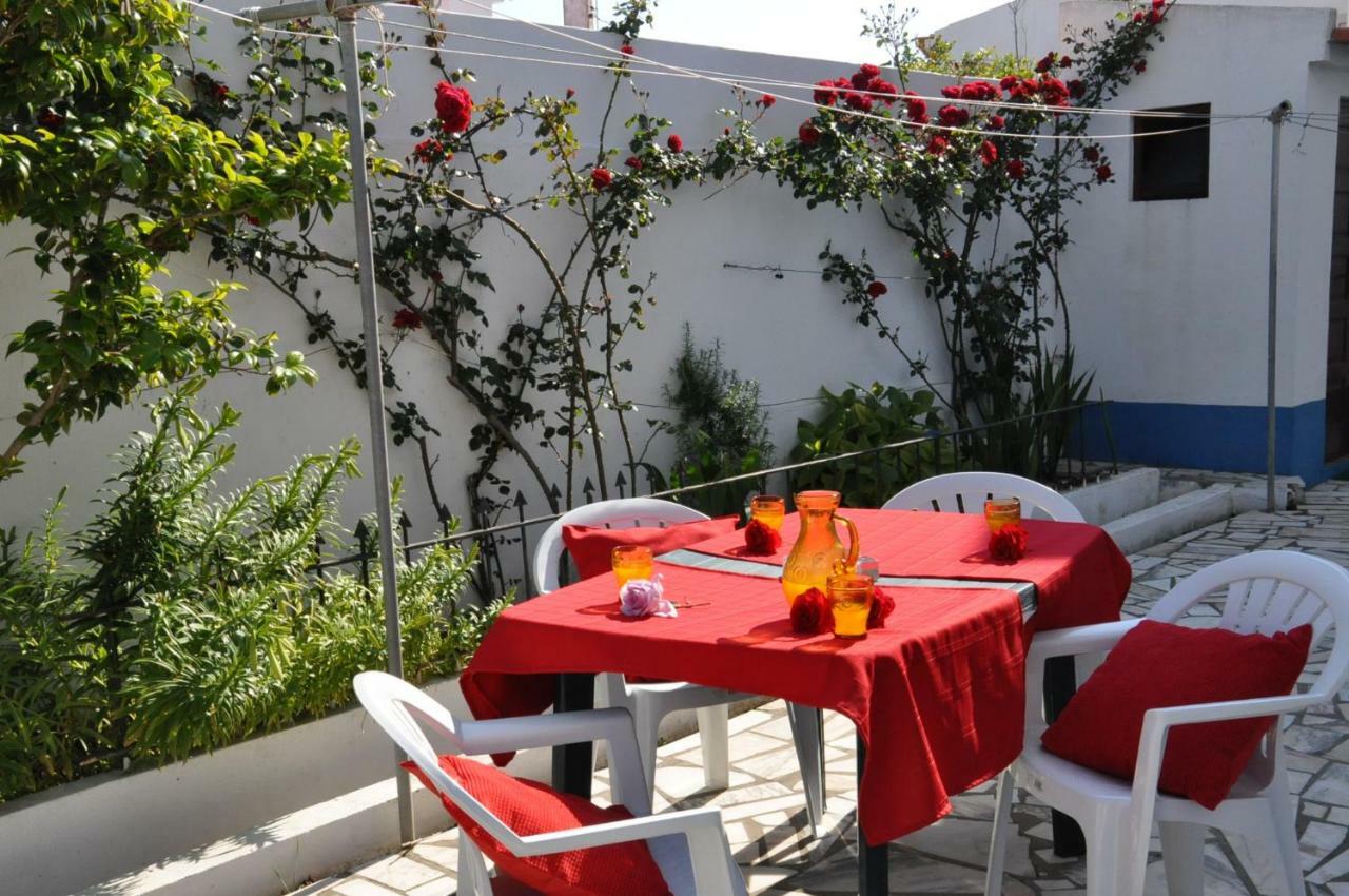 Apartamentos Campos 1 Porto Covo Exteriör bild