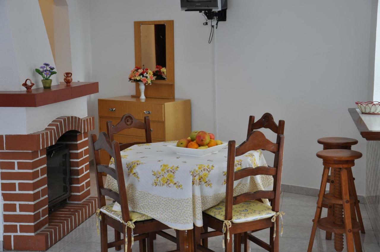 Apartamentos Campos 1 Porto Covo Exteriör bild
